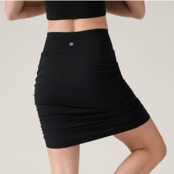 Athleta Transcend Skort. NWT. Black. XL - Picture 5 of 9